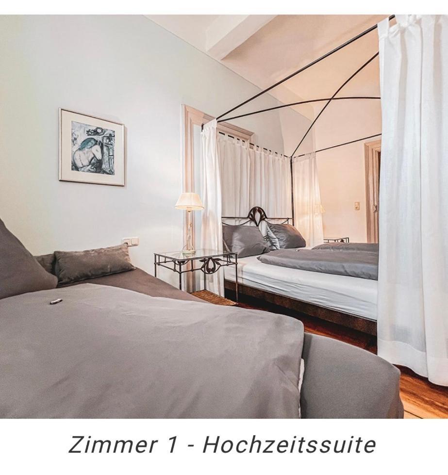 Hotel Weinstube Am Markt Gerolzhofen Exterior foto