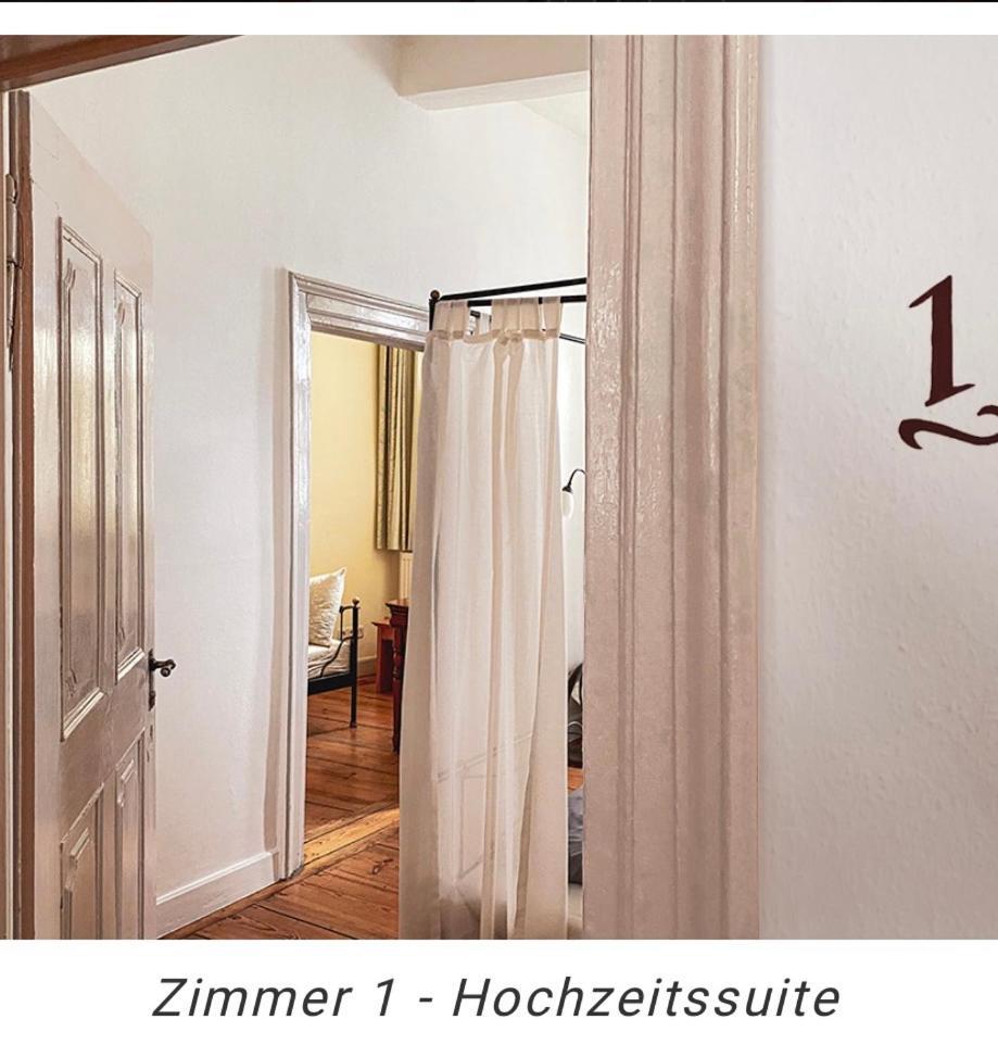 Hotel Weinstube Am Markt Gerolzhofen Exterior foto
